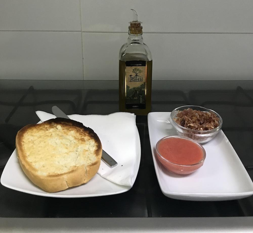 Hostal Garlu Λα Ράμπλα Εξωτερικό φωτογραφία