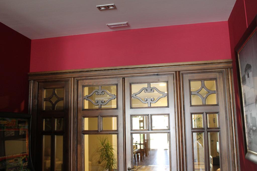 Hostal Garlu Λα Ράμπλα Εξωτερικό φωτογραφία